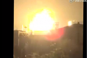 【新闻】现场直击：人间炼狱 天津滨海新区一码头深夜突发爆炸 已致17人遇难（为同胞祈福 ）