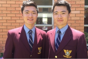 澳洲华裔双胞胎神同步，这……也能相同！
